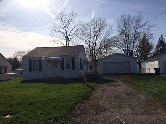 1st image of 1526 S 13th St