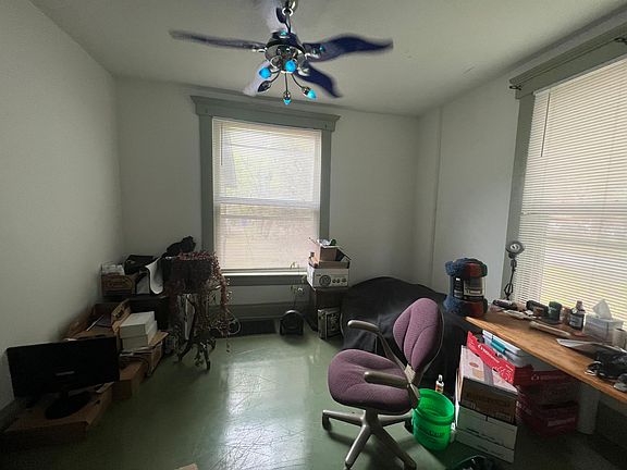 5th image of 423 W 7th Ave #1