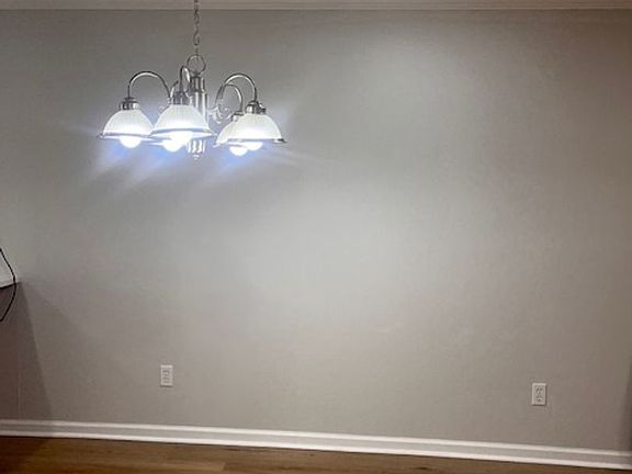 2nd image of 3276 Oak Garden Dr