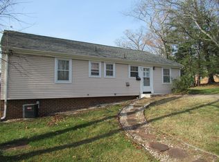 827 Duke Of Gloucester St SW, Roanoke, VA 24014