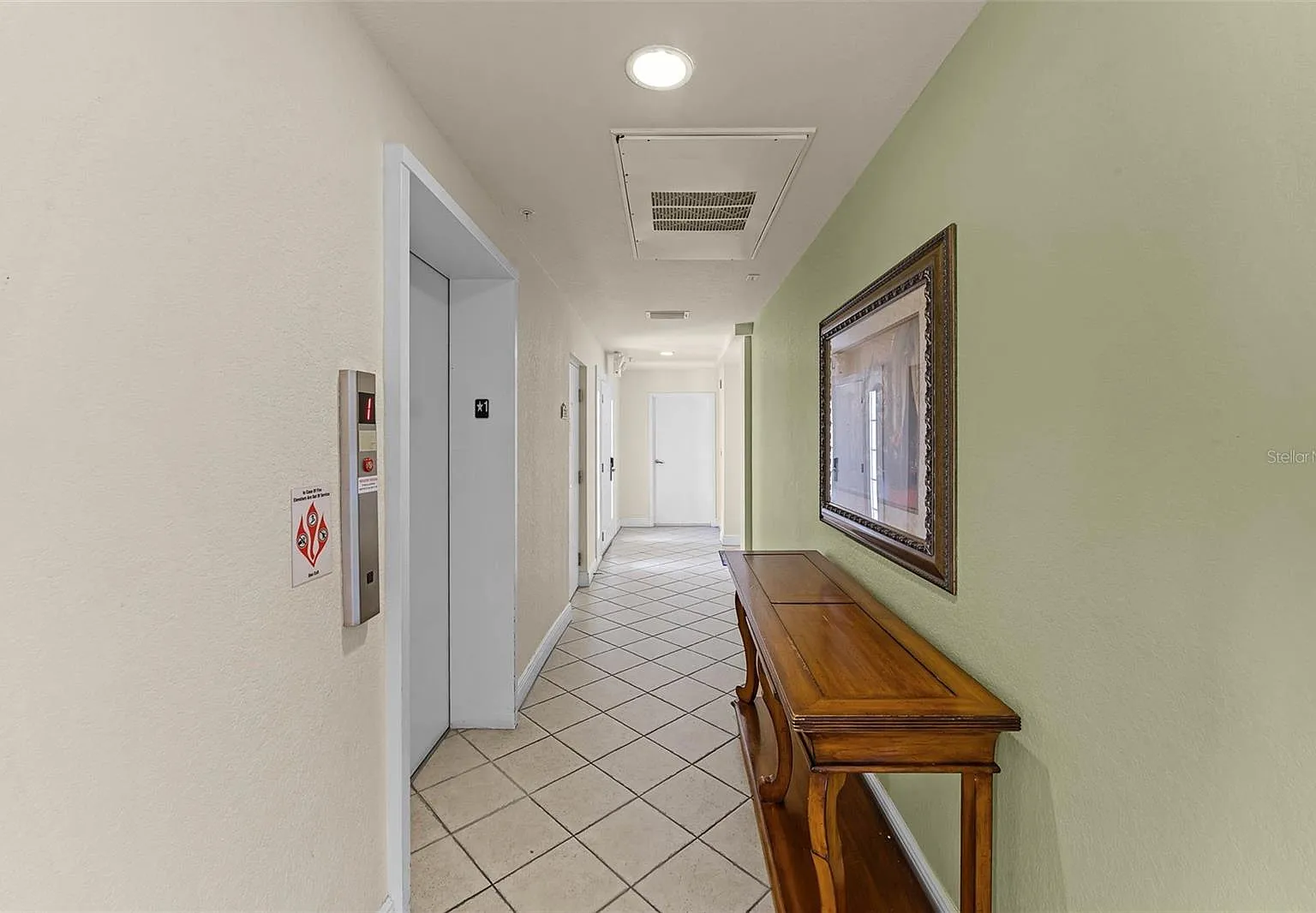 1 bed, 1.0 bath, 823 sqft, $1,900 — Photo 4