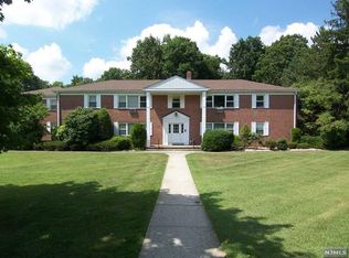 9 Rolling Ridge Rd APT C, Montvale, NJ 07645