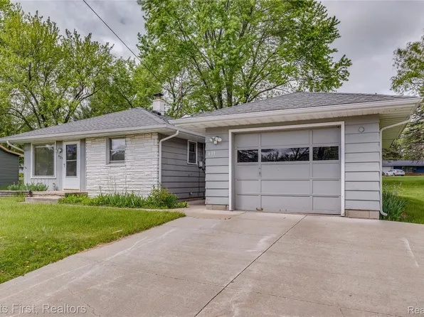 631 Lindsay St, West Branch, MI 48661