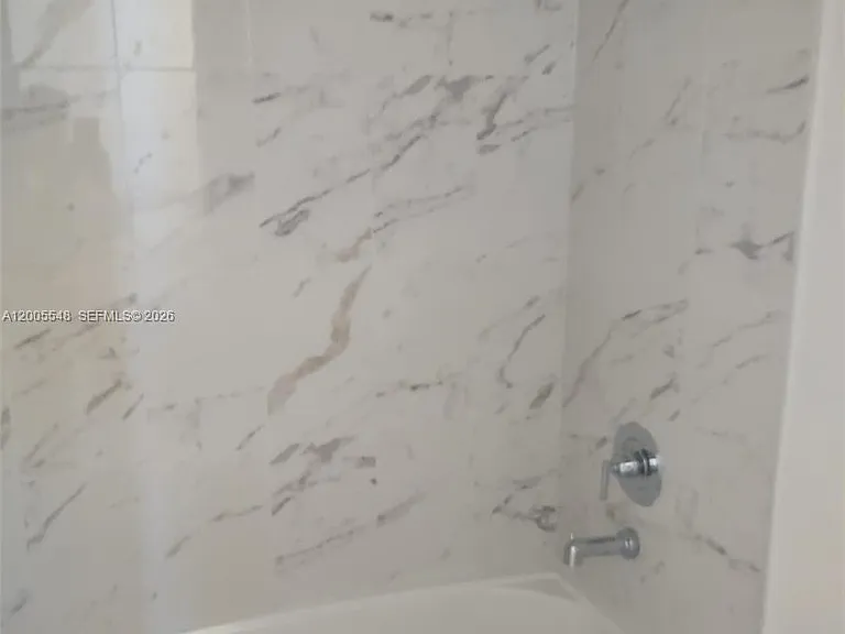640 Pioneer Way #640 — Photo 31