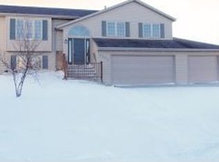 5203 Augusta Ln NW, Rochester, MN 55901