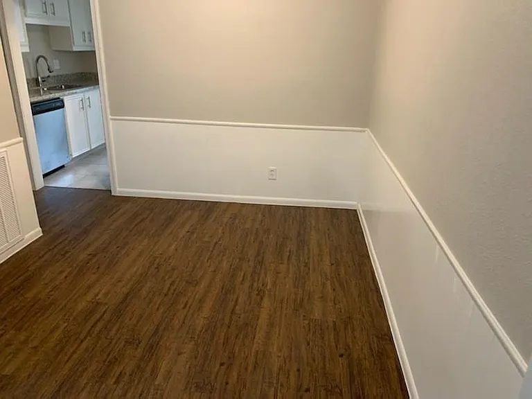1003 Largo St — Photo 5