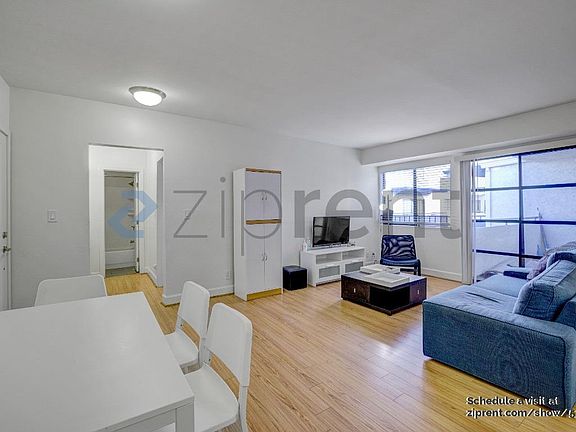 4th image of 10982 Roebling Ave APT 558