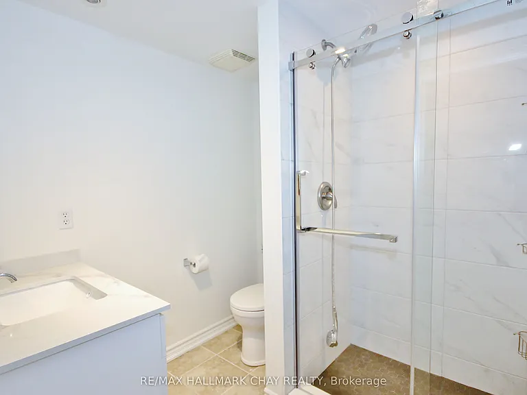 2173 Willard Ave — Photo 6
