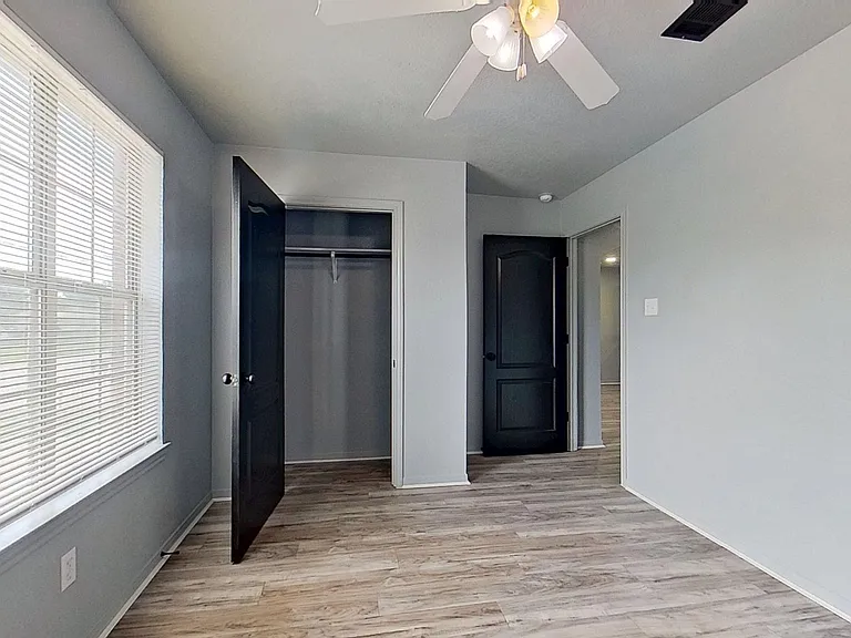 2315 Terrace Dr #D — Photo 15
