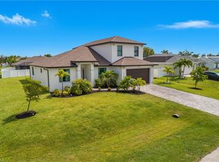 1323 SW 36th St, Cape Coral, FL 33914