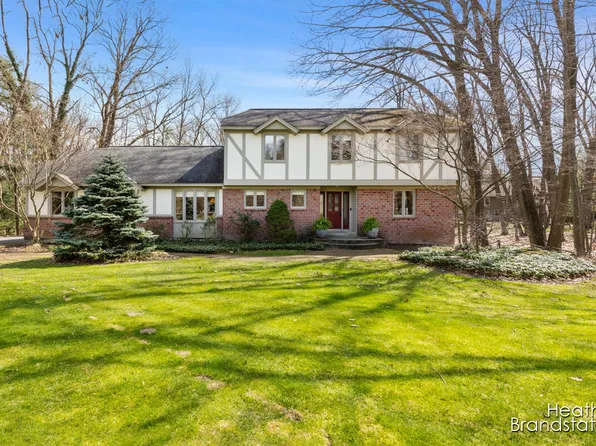 6714 Turnberry Dr SE, Grand Rapids, MI 49546