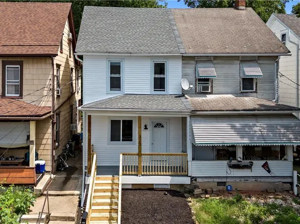 323 1st St, Slatington, PA 18080