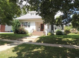 421 E Main St, Greenville, IL