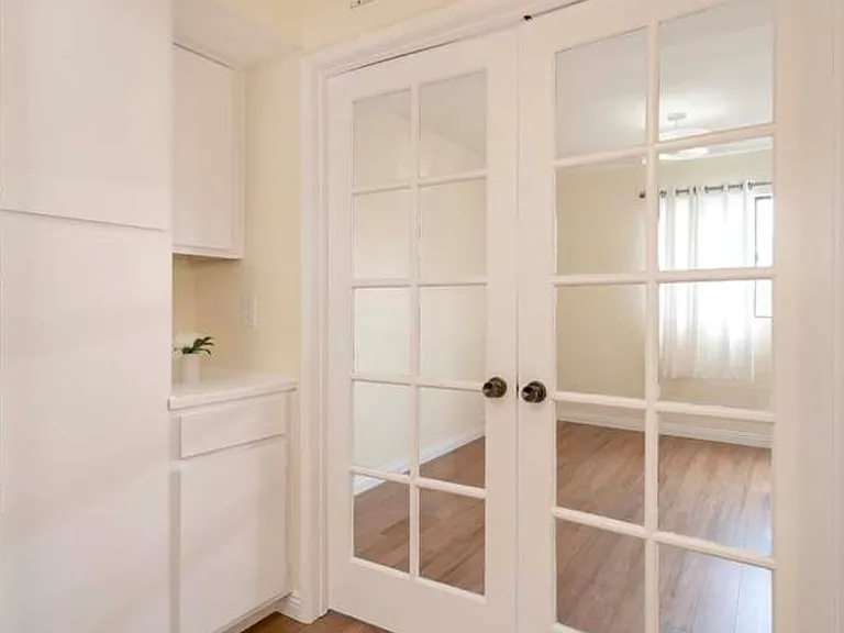 7307 Haskell Ave #12 — Photo 7