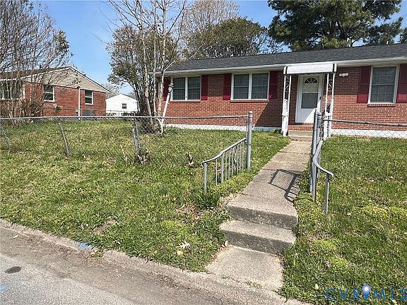 2nd image of 1403 Algona Rd