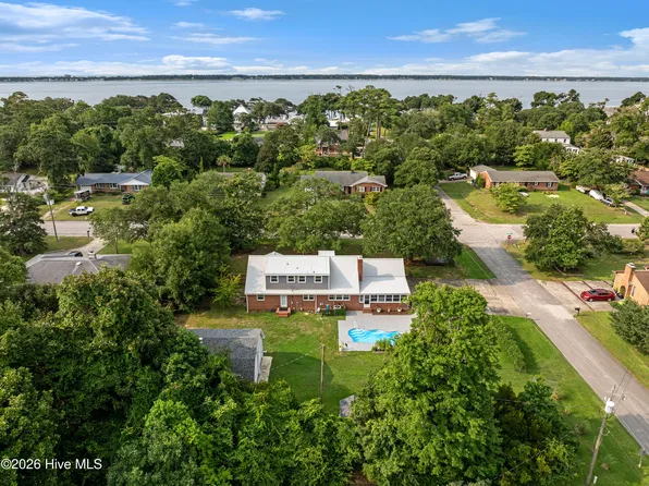 5010 Midyette Avenue, Morehead City, NC 28557