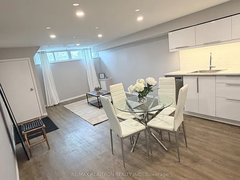 39 Davis Rd #BSMNT — Photo 6