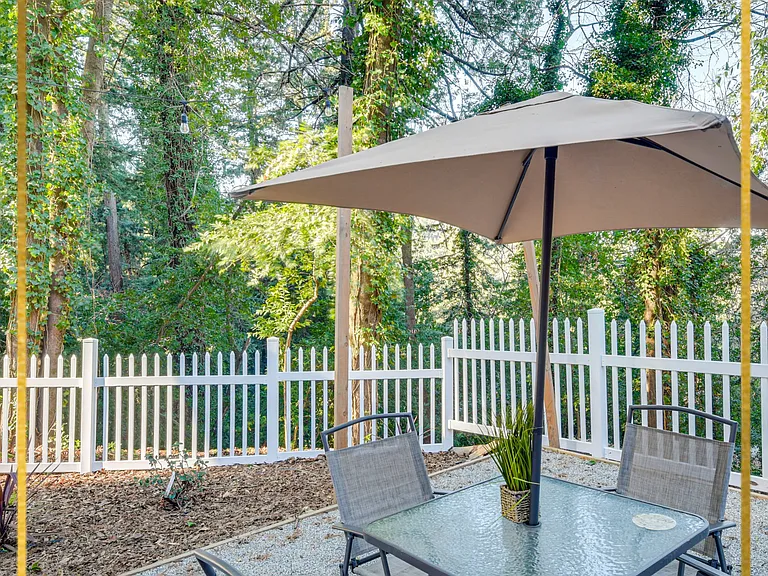 18115 La Verne Dr — Photo 32