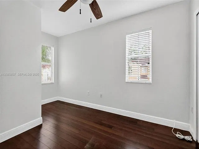 3 bed, 2.5 bath, $2,950 — Photo 3