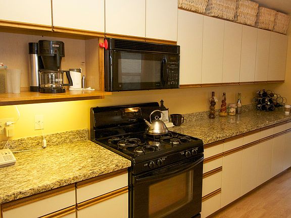 5th image of 338 San Bruno Ave