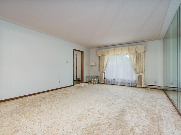 5th image of 125 Harper Hill Dr