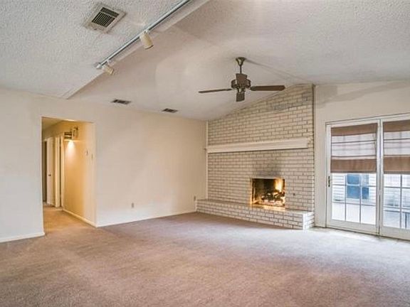2nd image of 432 Sandy Trl