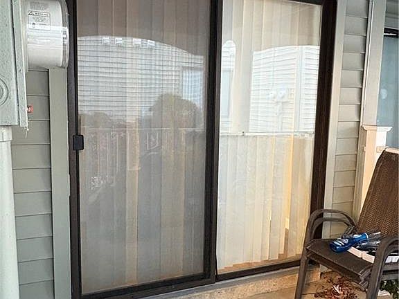 4th image of 904 Gregorys Way