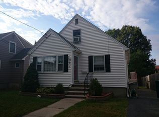 6 Alta Crest Rd, West Roxbury, MA 02132