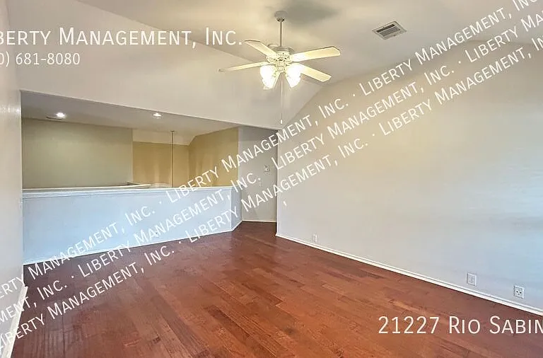 21227 Rio Sabinal — Photo 35