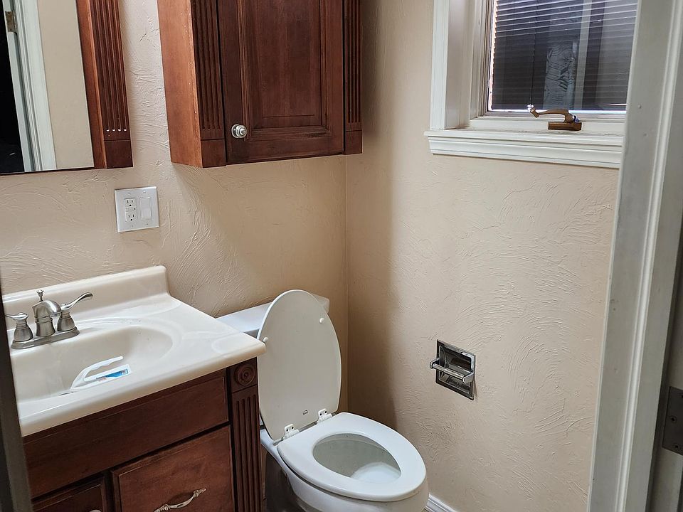 302 Williams, Okeene, OK 73763 Zillow