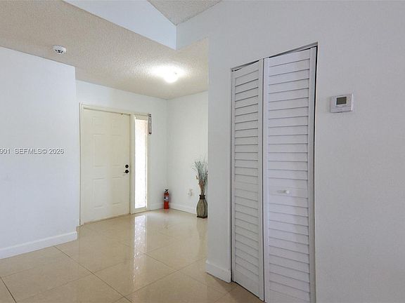 4th image of 9620 SW 9th Ct