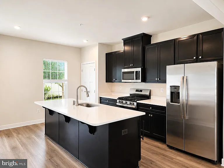 340 Paca Gardens Ln — Photo 3