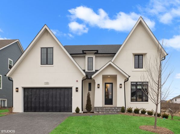1123 Pin Oak Dr