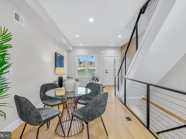 3004 Titan St, Philadelphia, PA 19146