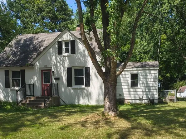 335 E Hughes St, New Richmond, WI 54017