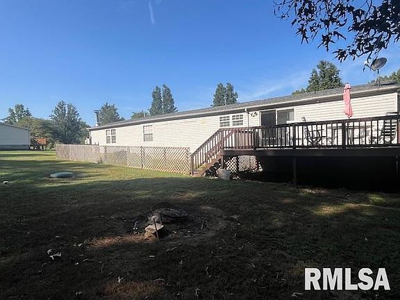 5th image of 3106 N Stewart Dr