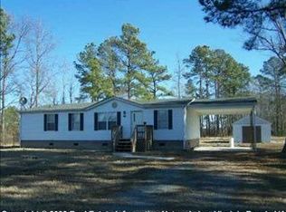 1724 Hosier Rd, Suffolk, VA 23434