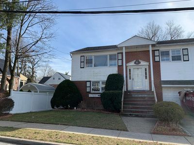 1571 Greenway Blvd, Valley Stream, NY, 11580