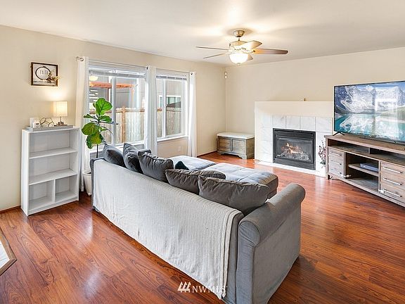 4th image of 18224 80th Avenue Ct E