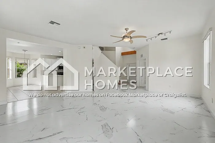 4 bed, 3.5 bath, 2510 sqft, $2,500 — Photo 4