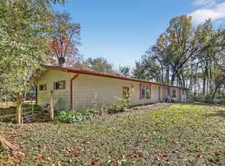 21364 Burr Oak Rd, Harvard, IL 60033