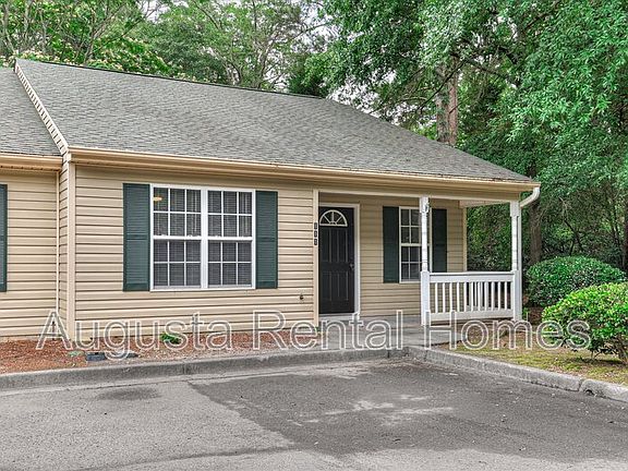 3rd image of 111 Kelly Dr