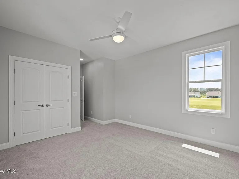 319 Taylorwood Dr — Photo 18