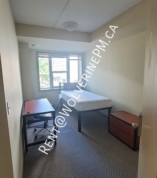251 Lester St #202 — Photo 5