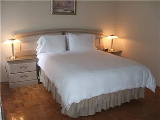 Rented by Luxury Property Group | media 28