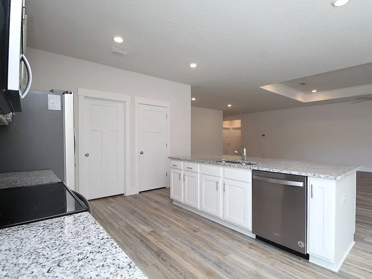 10988 Coues Dr — Photo 8