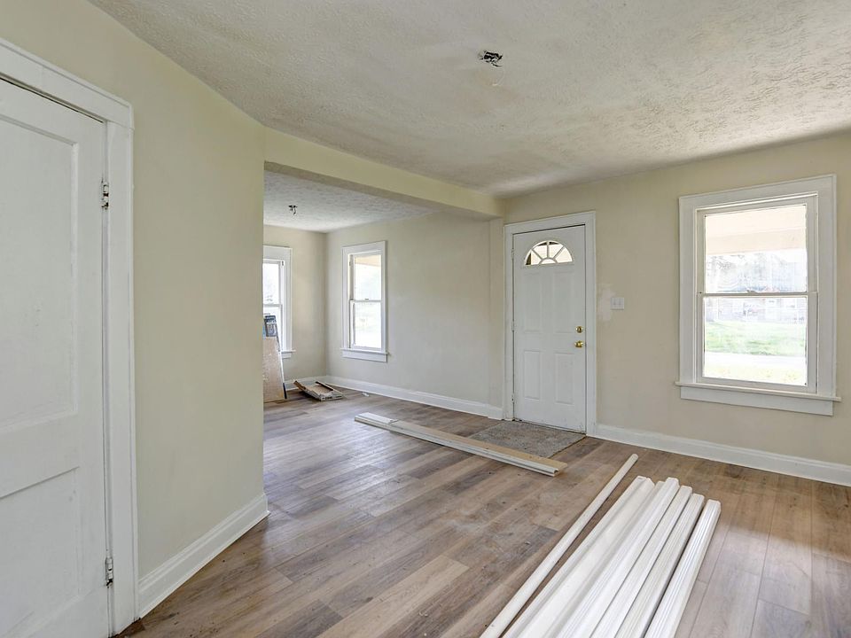 2746 Bulen Ave, Columbus, OH 43207 Zillow