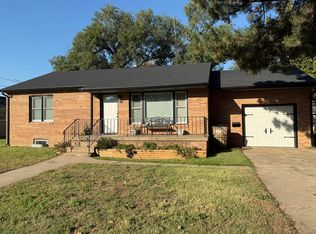 1105 N Green St, Hoisington, KS 67544