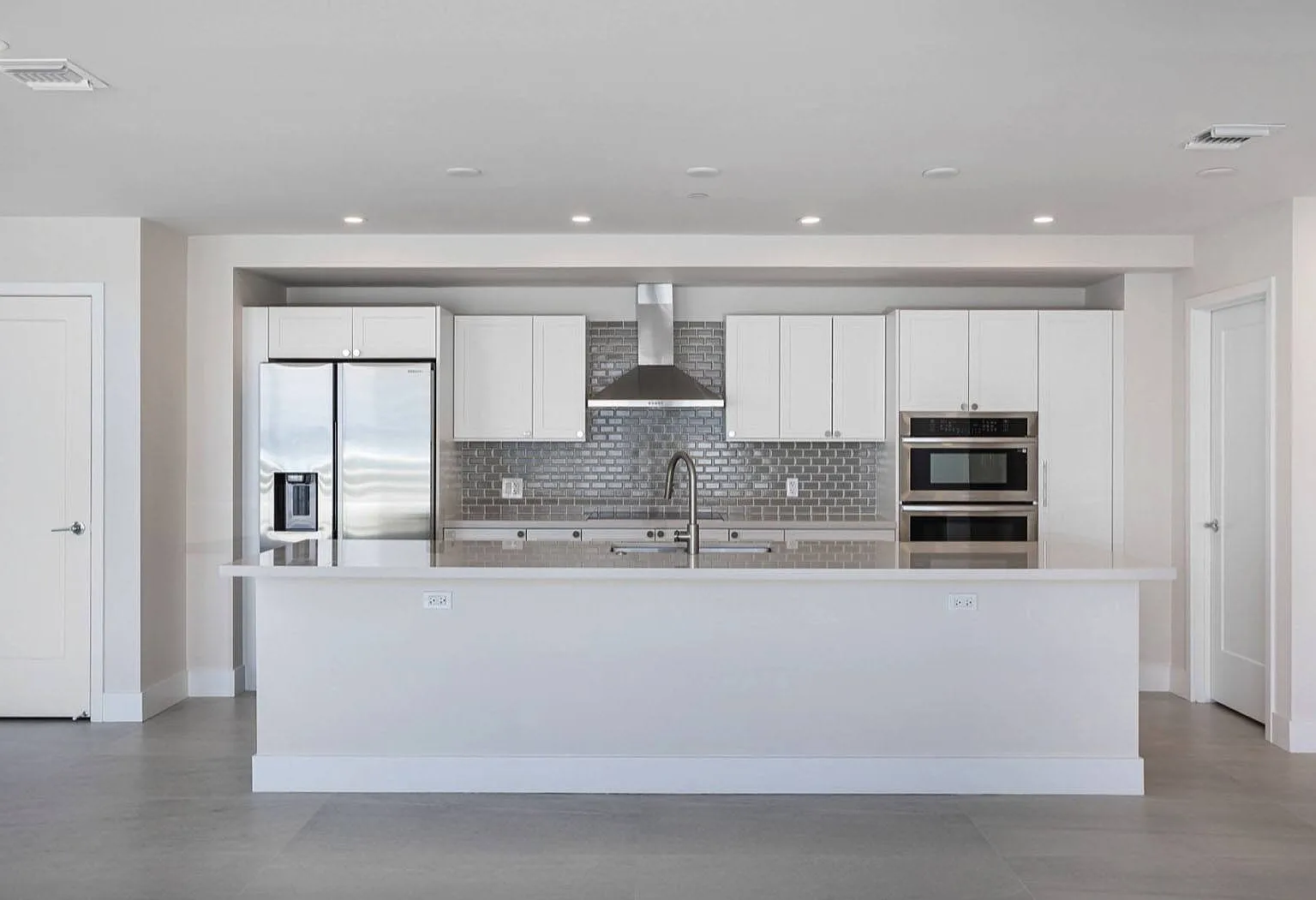 The Hamilton Apartments — Photo 3