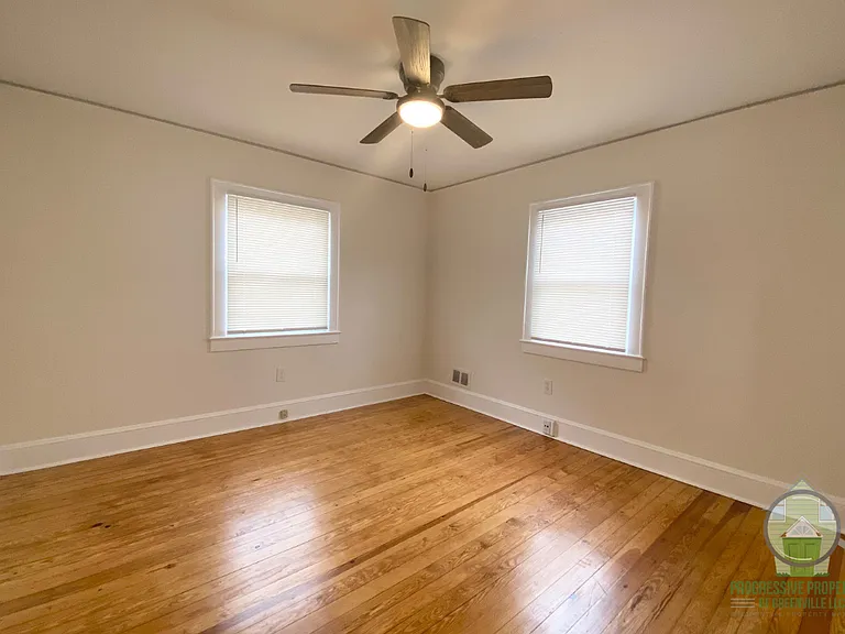 114 Keith Dr — Photo 10